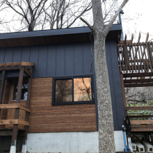 Dog run Metal wall
